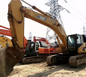 Mini-excavatrice sur chenilles 330C, modèle 2018, très demandée, capacité de la benne de 1,28 m, puissance de 110 kW, 100 % d'origine coréenne - Product Image 5