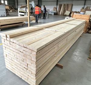 Bois de sapin <span class=keywords><strong>nordique</strong></span> séché au four KD, scié sur trois faces (S4S), bois massif pour la construction de charpentes, murs et plafonds. - Product Image 1