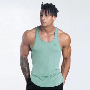 Chaleco Deportivo sin Mangas para Hombre PIHA SPORTS, con Dobladillos Enrollados, Transpirable y de Secado Rápido, Talla Grande, 100% Algodón, Color Negro, Talla Pequeña - Product Image 1