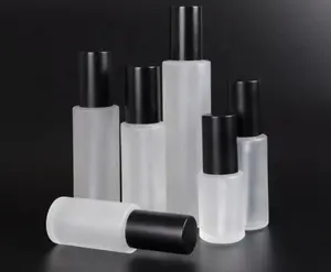 Kunden spezifische Hautpflege creme Verpackung gefrostete Sprüh flasche Glas Essenz Öl flasche Glas Schraub verschluss Serum Press pumpe Flasche