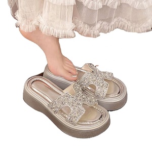 Nouvelles Chaussures Décontractées Montantes à Plateforme pour Femmes, à Enfiler, à Semelle Épaisse, en Tissu Extensible et Tige en PU, Idéales Printemps-Été et Protection Solaire - Product Image 1