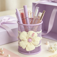 Porte-stylo rond en maille métallique avec fleur en dentelle artisanale décorative, organiseur de papeterie de bureau pour la maison, l'école et le bureau
