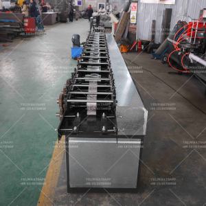 Machine de matériau de construction de <span class=keywords><strong>porte</strong></span> de volet roulant Machine de formage de feuilles de modèle de gaufrage en acier - Product Image 3