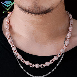 שרשרת תלתן בהתאמה אישית משובצת יהלומי מויסנייט VVS, תכשיט היפ הופ כסוף לגבר, שרשרת קובנית עם תליון תלתן ארבעה עלים 12 מ\\\"מ משובצת מויסנייט - Product Image 2