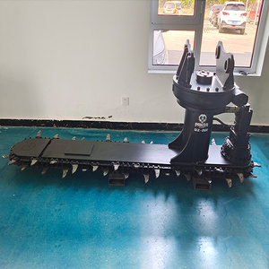 Excavatrice ferroviaire avec sous-coupeur de ballast pour éliminer le ballast sale sous la voie ferrée - Product Image 2