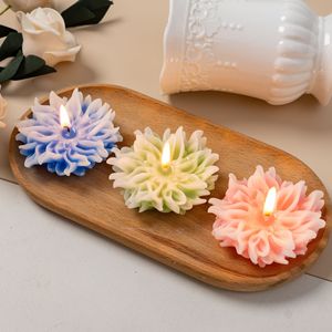 เทียนหอมรูปดอกเบญจมาศสำหรับตกแต่งโต๊ะในงานแต่งงานหรืองานเลี้ยง - Product Image 2