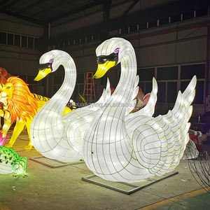 فوانيس حريرية صينية على شكل حيوانات DZ2305: نمر، أسد، باندا، زرافة، بجعة، حمار وحشي، ماعز، جمل للحدائق الحيوانية - Product Image 3