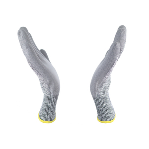 Guantes Anticorte de Alta Calidad Nivel 5 de Resistencia al Corte, Calibre 15G Nivel C-F, con Recubrimiento de PU Ultrafino y Acabado Gris - Product Image 4