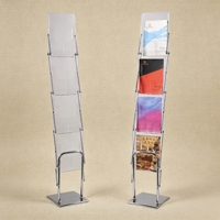 Porte-brochures pliable en acier inoxydable durable avec inserts en acrylique pour zones à fort trafic, présentoir portable