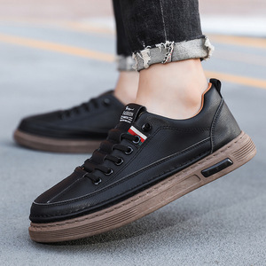 Chaussures décontractées tendance pour hommes 2025 – Nouveauté explosive – Baskets d'affaires en PU artificiel – Été – Imperméables – Bande élastique – Bout souple en caoutchouc - Product Image 4
