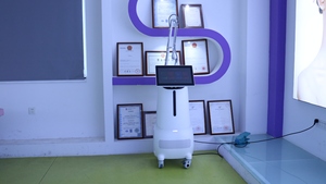 Dispositivo Láser Fraccional de CO2 Más Vendido para Eliminación de Cicatrices, Rejuvenecimiento Vaginal y de la Piel, Máquina de Sistema de CO2, Cepillo de Limpieza Facial - Product Image 3