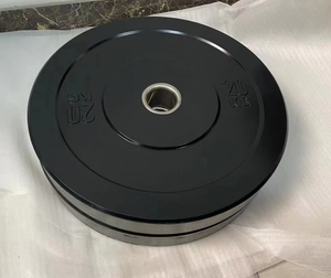 Disque de poids pour haltères en <span class=keywords><strong>caoutchouc</strong></span> <span class=keywords><strong>naturel</strong></span> noir pur, fabriqué avec des matériaux durables et écologiques, adapté à une utilisation universelle, unisexe. - Product Image 3