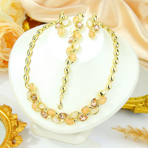 Nouvel ensemble de bijoux en cristal de haute qualité, collier, bracelet et boucles d'oreilles en pierre naturelle colorée de designer italien 14k, bijoux fins pour femmes - Product Image 2