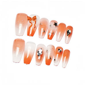 Faux ongles en plastique <span class=keywords><strong>dégradé</strong></span> <span class=keywords><strong>orange</strong></span> ombré, avec nœud et strass, pour usage quotidien et manucure de fête – Vente chaude - Product Image 1