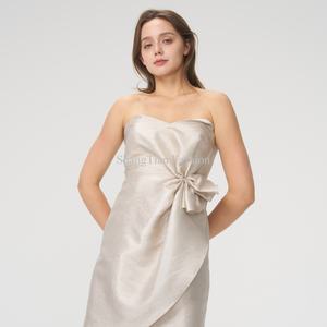 ชุดเดรสฤดูร้อน OEM สำหรับผู้หญิง ดีไซน์ใหม่ทันสมัย เปิดไหล่ แต่งระบาย สีพื้น ไม่มีสายรัดไหล่ - Product Image 5