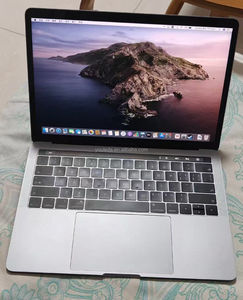 Ordinateur portable professionnel d'occasion de bonne qualité pour M A-c NoteBook Pro 2019 i5-8gen 8G 512G Touch Bar 13 pouces, débloqué, fin et abordable - Product Image 1