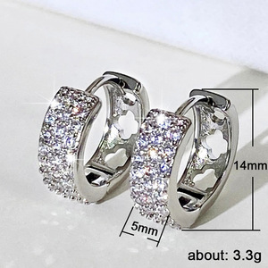 Elegant Zircon <b>Ear</b> <b>Cuff</b> For Women Sparkling Pave Crystal Design Statement Fashion <b>Earrings</b> - Product Image 5