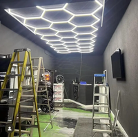 Lumières LED Hexagonales de Haute Qualité pour Décoration de Salon de Coiffure et Barbier, Plafonnier au Design Intérieur