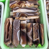 Tour de cristal en agate sardonyx polie de haute qualité, pierres de guérison, baguette d'agate pour la décoration intérieure