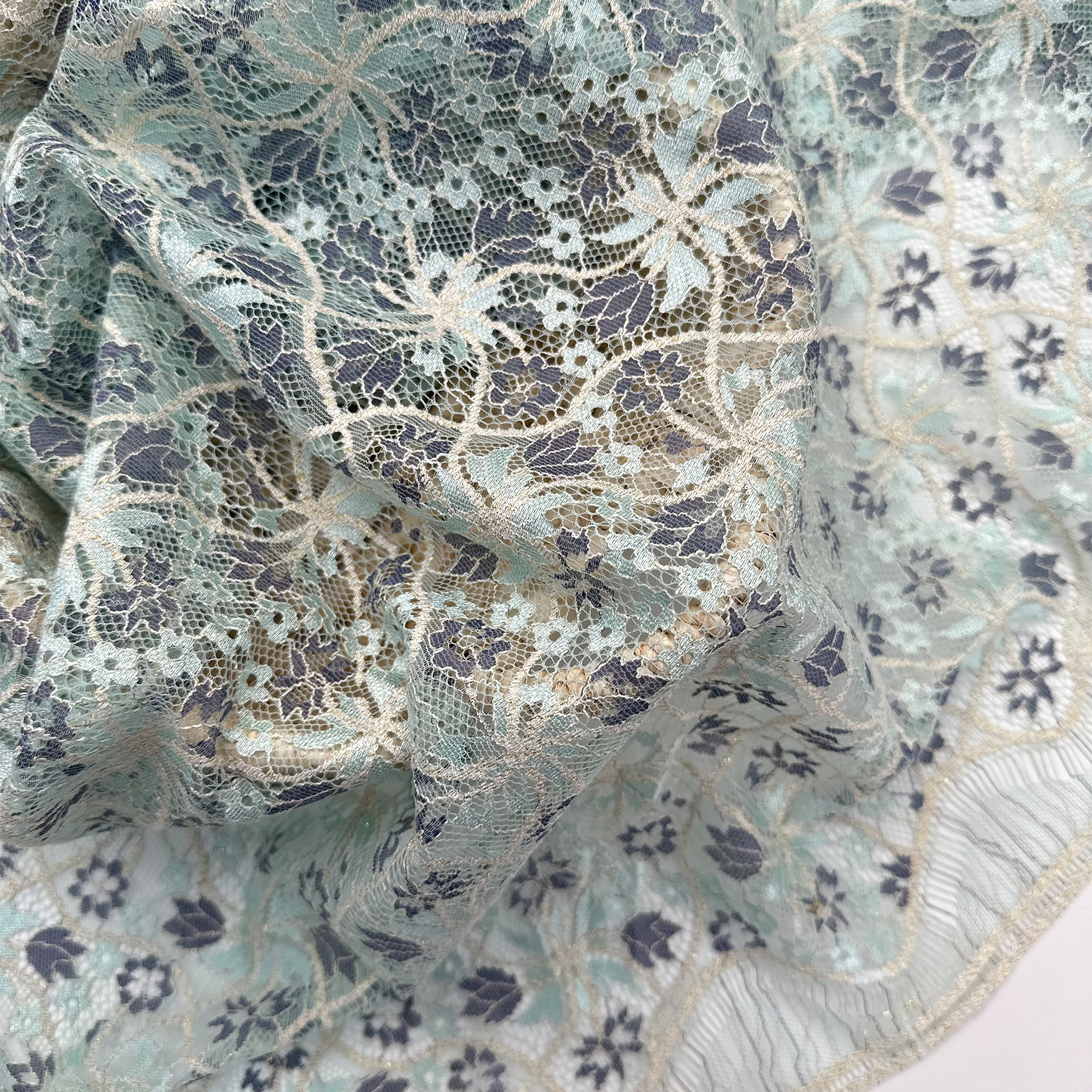 YY New Fashion Floral Nylon Polyester Rayon Metallic Multicolor Luminous Lace Fabric for Women Garment & Party Dress