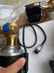 Big Flux Procon 3 agujeros Tornillo Conexión 220V AC Motor Driving Rotary Vane Booster Pump - Product Image 4