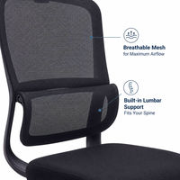 Chaise de bureau ergonomique moderne noire en maille avec appui-tête réglable, accoudoirs rembourrés, siège pivotant pour espace de travail