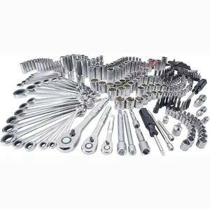 Kit d'outils de réparation automobile professionnel de 61 pièces en acier au chrome-vanadium de Steeltreks, comprenant des clés à douilles - Product Image 4