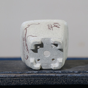 Pot de fleurs carré en argile blanche Zisha, motif calebasse et mante religieuse sculpté, esthétique zen, fait main - Product Image 4