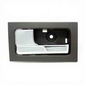 Poignées de porte compatibles avec les modèles intérieurs Ford F150 CL3Z-1522601-GA et 9L3Z-1522601-AC - Product Image 1