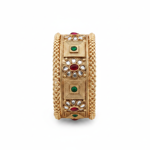 Brazalete Kada Abrible en Tono Dorado para Mujer |   Brazaletes Étnicos con Estilo - Product Image 2