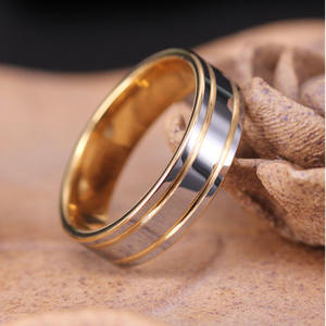 Anello nuziale con finitura opaca spazzolata da 8mm classico e alla moda carburo di tungsteno con taglio ovale in oro diamantato e placcato in oro rosa - Product Image 5