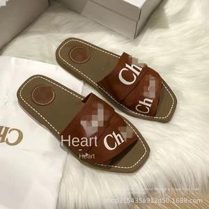 Famiglia piatta per ciabatte da <span class=keywords><strong>donna</strong></span> sandali da <span class=keywords><strong>donna</strong></span> con una sola parola in stile francese con vendita calda scarpe da spiaggia all'ingrosso - Product Image 6