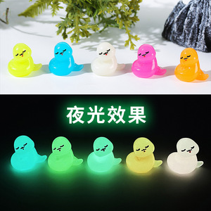 Lindas figuras de serpiente pequeñas que brillan en la oscuridad, accesorios decorativos de resina plástica para decoración de habitación de niños de 7 a 12 años, Unisex - Product Image 1