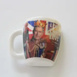 Il design personalizzato rende London souvenir 3d ceramica tazza di caffè magneti con logo