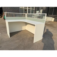 Postes de travail ergonomiques en gros, postes de travail de bureau en forme de L de haute qualité pour le personnel, bureaux informatiques modulaires