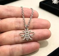Collier abeille hypoallergénique en acier inoxydable plaqué or 18 carats, motif abeille découpé, bijou délicat pour femme, idéal au quotidien