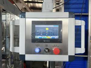 Ligne de lavage, de remplissage et de capsulage des bouteilles tout-en-un: rapide, précis! Idéal pour l'embouteillage d'eau. Maximisez vos profits maintenant!" - Product Image 4