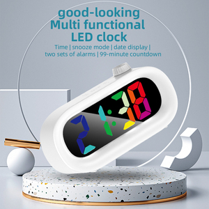 Reloj Despertador Digital LED Multifuncional de Doble Cara con Carga Inalámbrica para Dormitorio, Uso en Interiores, Venta al Por Mayor - Product Image 4