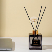 Diffuseur de parfum de luxe 200 ml avec décor floral pour la maison, le spa, l'hôtel, cadeau, parfum personnalisé, marque privée, OEM, vente en gros