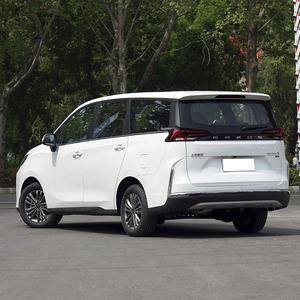 2024 SAIC Maxus <span class=keywords><strong>Euniq</strong></span> <span class=keywords><strong>5</strong></span> renovado 1,3 T PHEV Comfort Auto 7 asientos compacto MPV 163hp Turbo cargador barato coche de pasajeros nuevo - Product Image 2