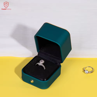 Vente chaude femmes boucles d'oreilles boîte à bagues Portable boîte de rangement de bijoux en cuir PU petite boîte à bijoux Relogio Masculino