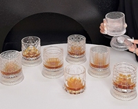 Verre à bière créatif personnalisé en gros, verre à whisky rotatif anti-stress de qualité supérieure