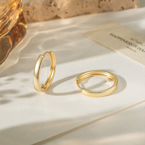 Pendientes de Aro Chapados en Oro de 14k, Diseño Redondo Simple, Joyería de Moda para Mujer - Product Image 1