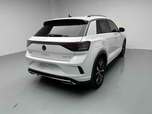 Auto Usata in Buone Condizioni <span class=keywords><strong>Volkswagen</strong></span> <span class=keywords><strong>T</strong></span>-<span class=keywords><strong>Roc</strong></span> SUV a Benzina Qualità Superiore 1.5T 2WD Cambio Automatico Guida a Sinistra Compatta Jiben Auto - Product Image 6