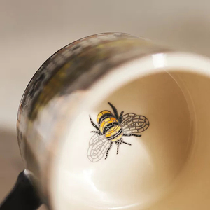 ชุดแก้วเซรามิกลายผึ้งนอร์ดิกวาดลายด้วยมืออย่างประณีต พร้อมหูจับสีทอง สำหรับตกแต่งบ้าน ดื่มชา กาแฟ งานเลี้ยง และใช้ในชีวิตประจำวัน - Product Image 6