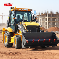 Nouvelle pelle sur chenilles JCB avec moteur diesel CE Epa, chargeuse sur pneus 4x4 avec une puissance de 85 kW et une capacité de godet de 1 m³