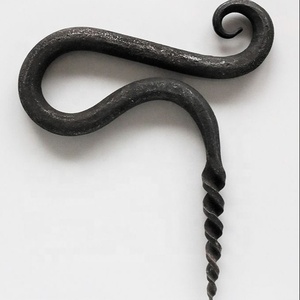 Abridor de vino Vintage de hierro forjado - Product Image 1