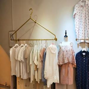 Estantes montados en la pared para tiendas de <span class=keywords><strong>ropa</strong></span> para niños Perchas de nano-oro - Product Image 3