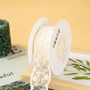 Ruban de dentelle brodé floral romantique de 4 cm, le plus vendu, pour paniers-cadeaux et doublures de paniers en osier, 5 yards/rouleau - Product Image 3
