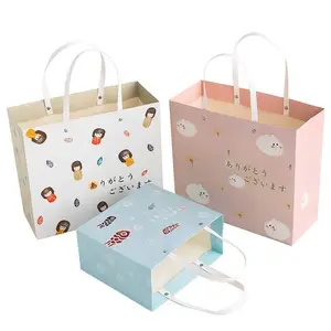 中国制造商个性化豪华精品礼品袋包装定制粉色纸感谢带标志印花礼品袋